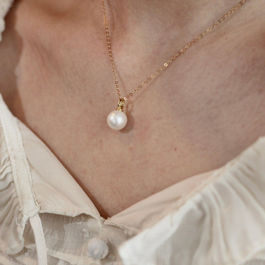 ROUND PEARL PENDANT NECKLACE - Ms. Pearl