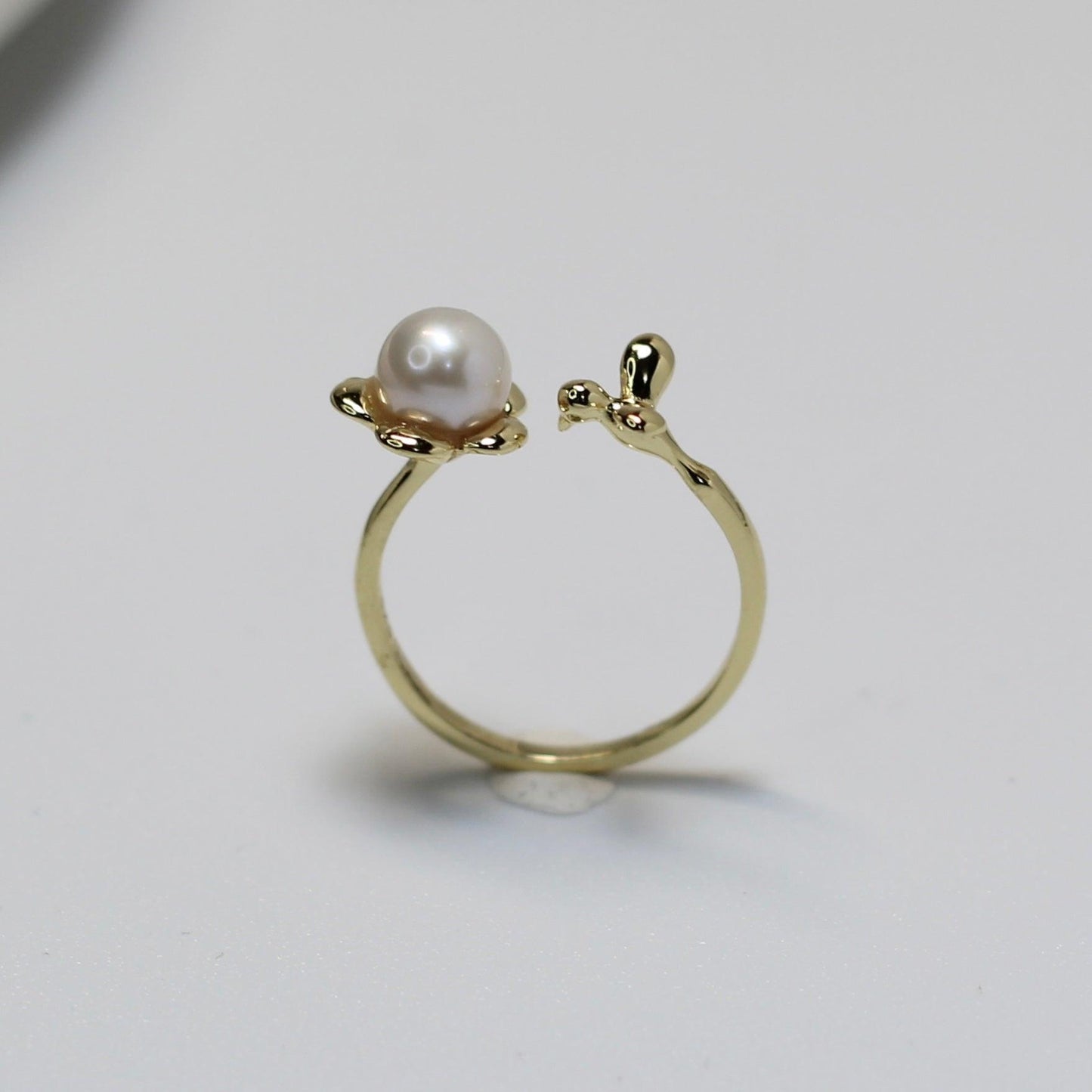 "HUMMINGBIRD KISS" ADJUSTABLE PEARL RING - Ms. Pearl