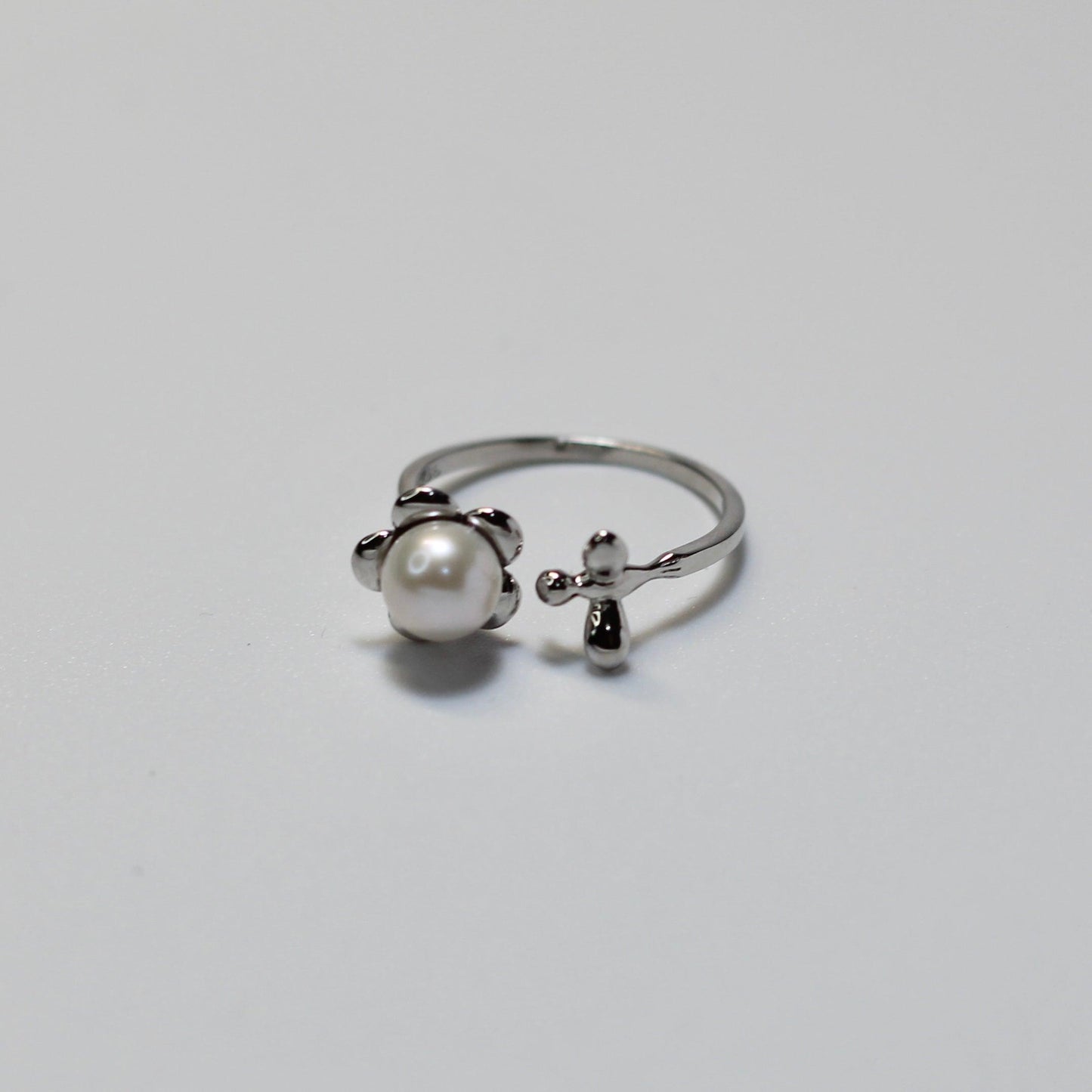 "HUMMINGBIRD KISS" ADJUSTABLE PEARL RING - Ms. Pearl